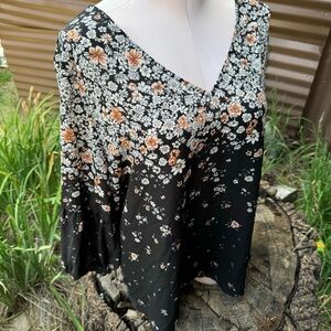 🖤🌸 Collective Concepts Top 🌸🖤